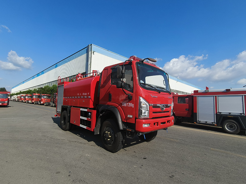 四驅(qū)單排5.25方灑水車(chē)森林消防灑水車(chē)-消防泵