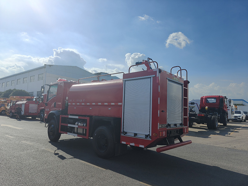 四驅(qū)單排5.25方灑水車(chē)森林消防灑水車(chē)-消防泵