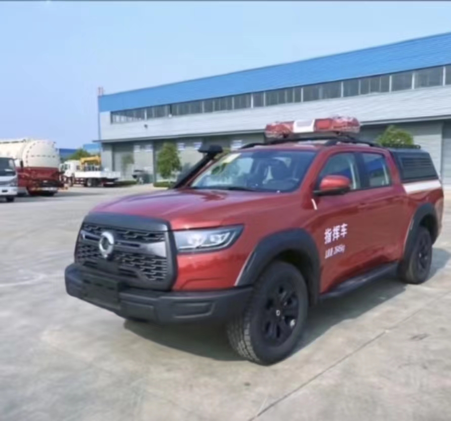 長(zhǎng)城炮四驅(qū)森林消防指揮車(chē)