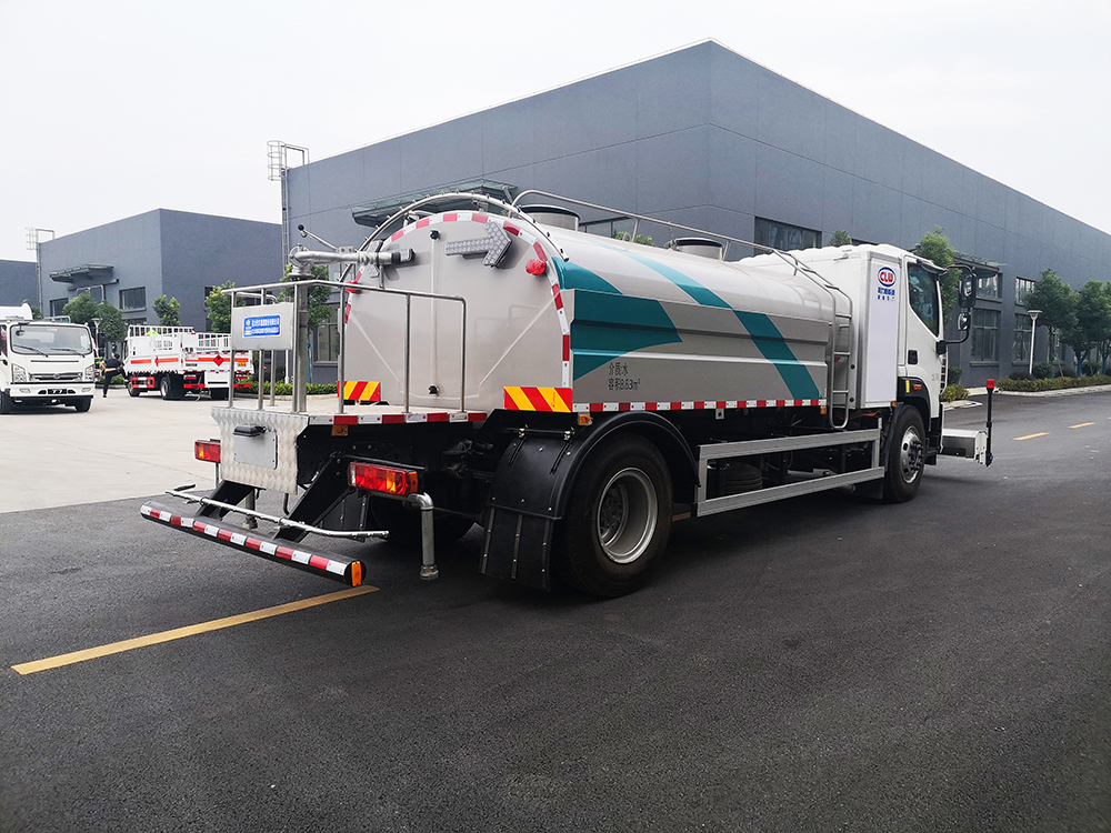 CL5183GQXBEV福田純電動(dòng)清洗車(chē)